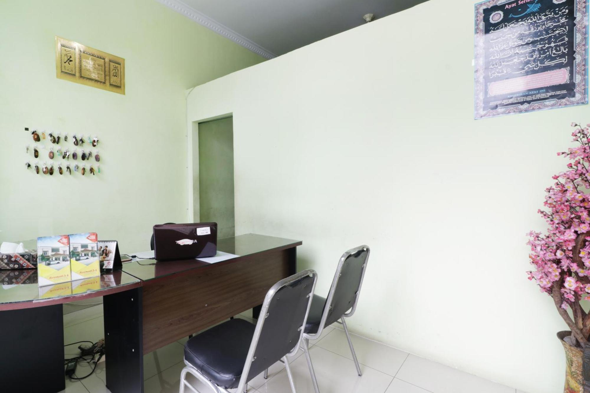 Roemah 54 2* Medan