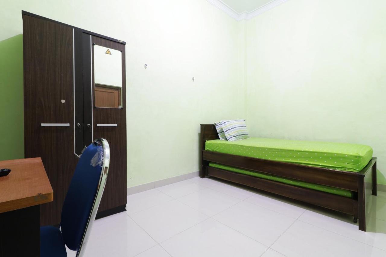 Wisma tamu Roemah 54